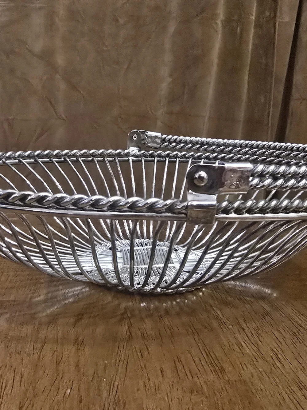VTG Silver Plated Wire Fruit Basket Twisted Rope Folding Swing Handle Oval Bowl